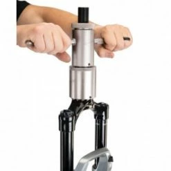 Park Tool Adaptateur Pour Kit De Surfaçage De Pivot De Fourche PARKTOOL CRC-15 1"5 -Promos Vélo Boutique adaptateur pour kit de surfacage de pivot de fourche parktool crc 15 15 2