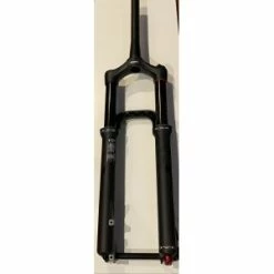 Rock-shox Fourche ROCKSHOX Pike RCT3 Solo Air 27.5" 140mm Boost 15x110mm -Promos Vélo Boutique fourche rockshox pike rct3 solo air 275 140mm boost 15x110mm 2